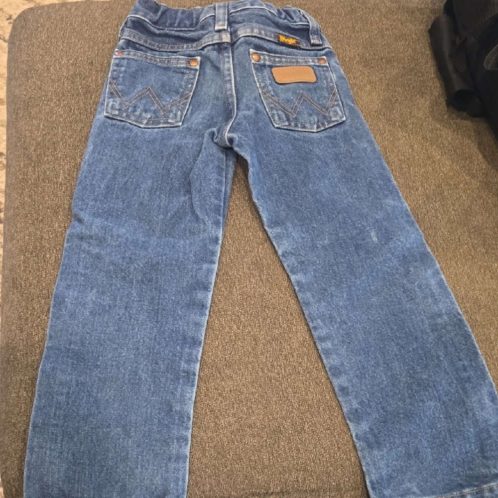 Wrangler Kids Blue Jeans - Picture 2 of 4